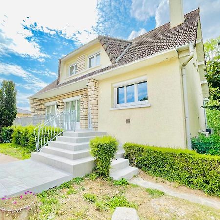 קלה-סואיל Villa Edouard - 180M2 In Nature & Forest - 20Min Disney - 7Min Airport מראה חיצוני תמונה