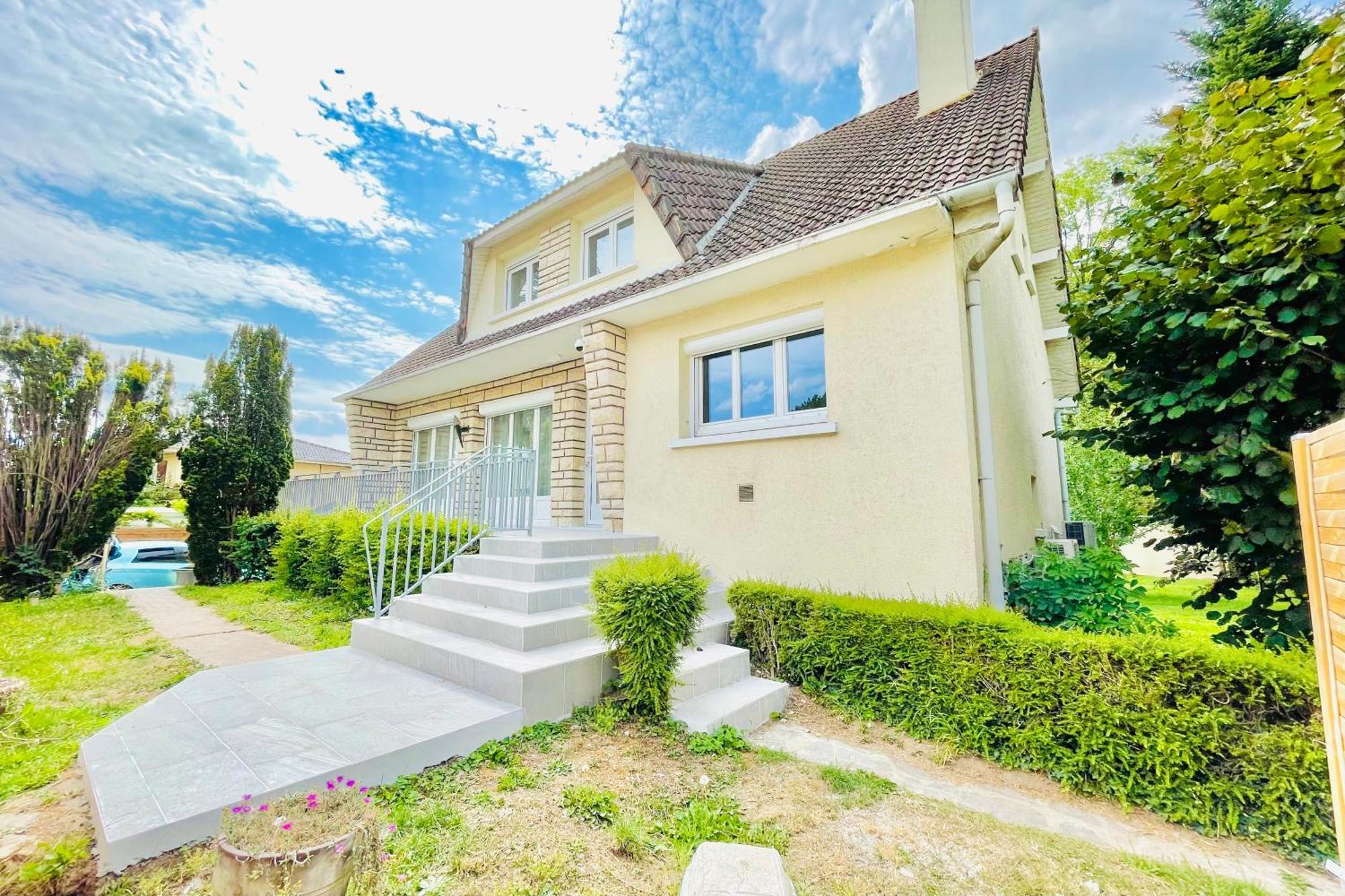 קלה-סואיל Villa Edouard - 180M2 In Nature & Forest - 20Min Disney - 7Min Airport מראה חיצוני תמונה